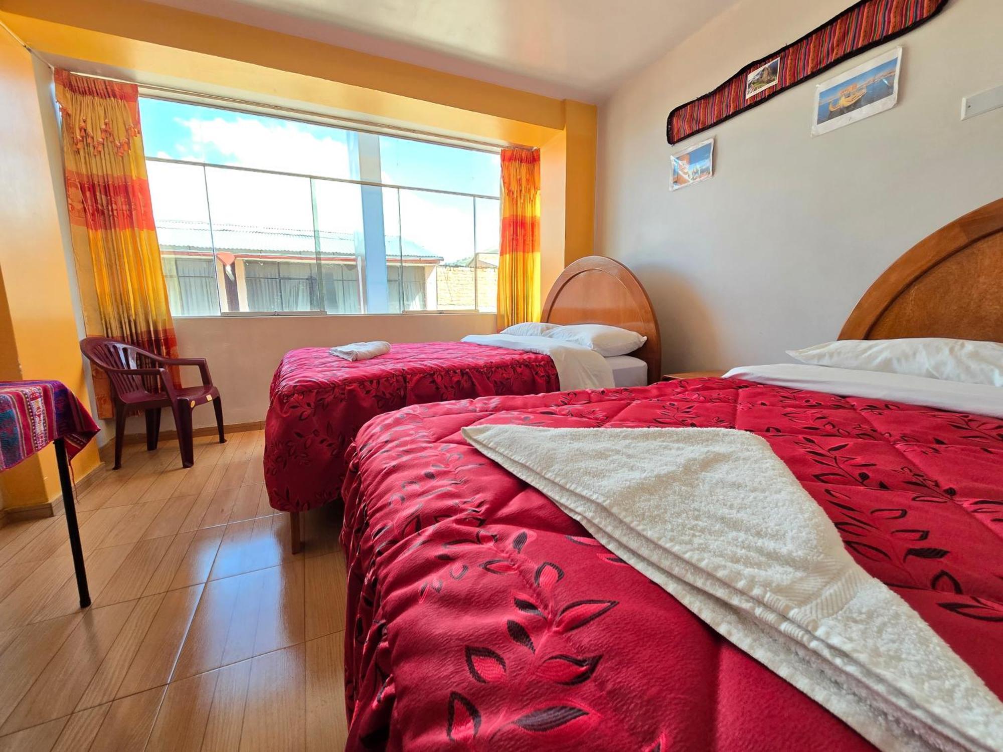 Hostal Acuarius Puno Eksteriør billede