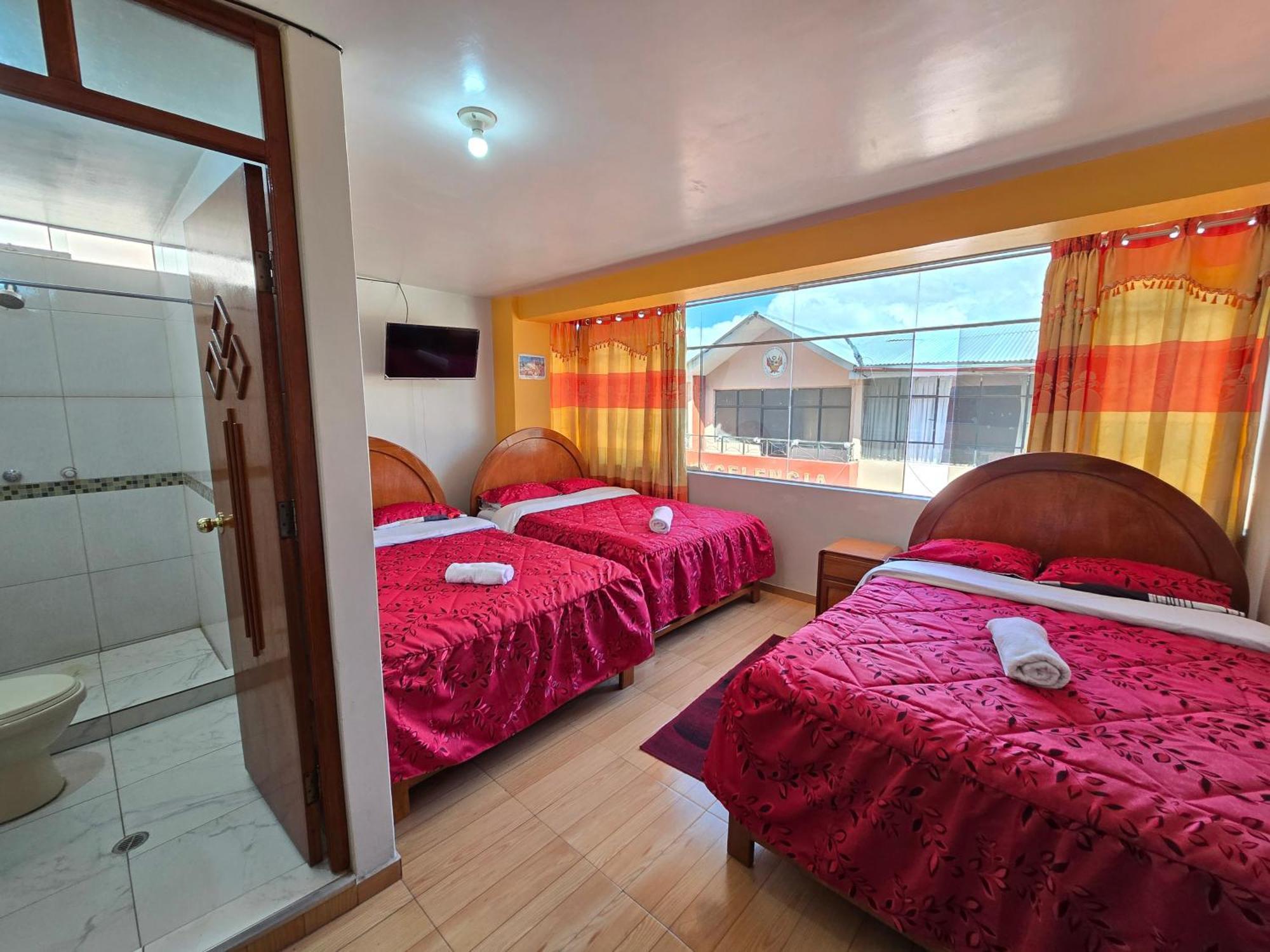 Hostal Acuarius Puno Eksteriør billede