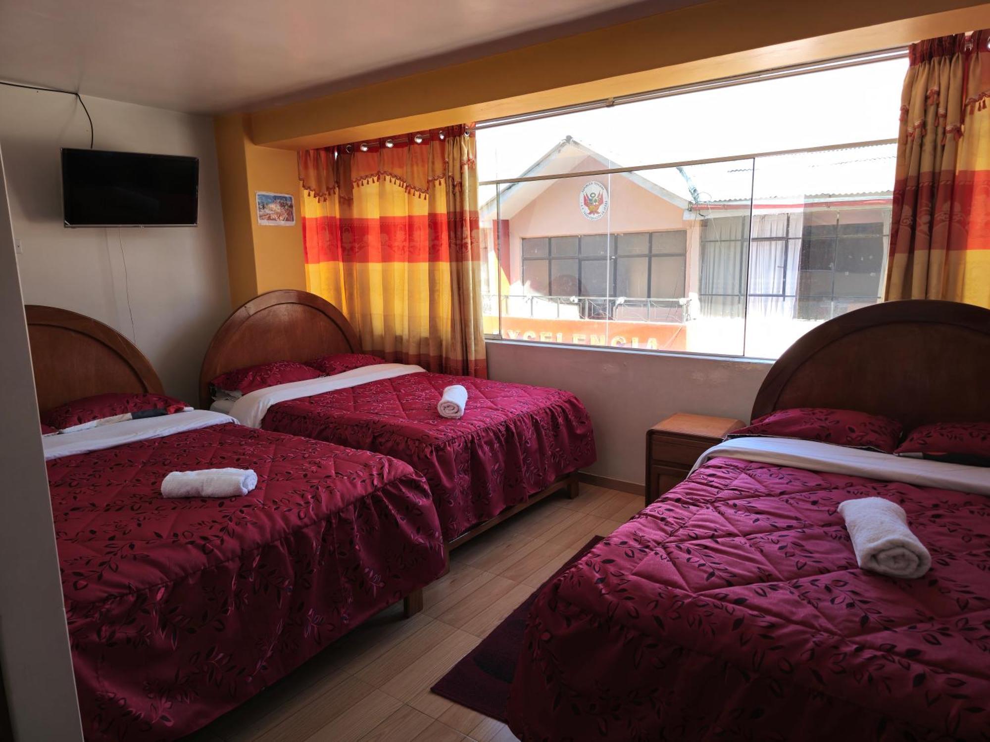 Hostal Acuarius Puno Eksteriør billede